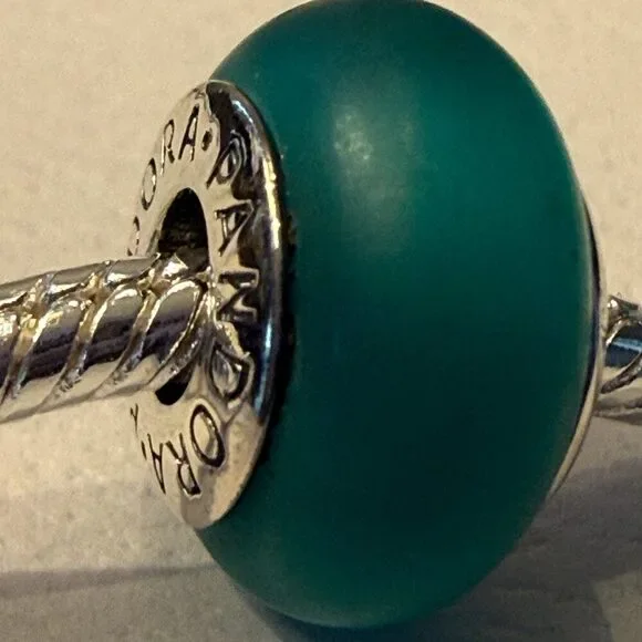 Authentic Pandora Green Matte Murano Glass Charm - Picture 2 of 6